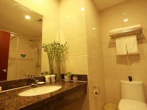 Гостиница GreenTree Inn YanTai FuShan District YongDa Street Express Hotel
