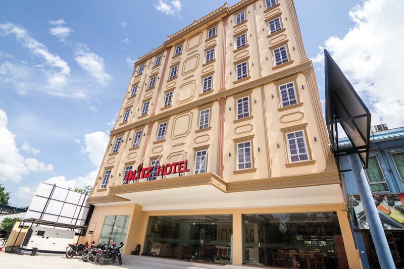 Гостиница Blitz Hotel Batam Centre