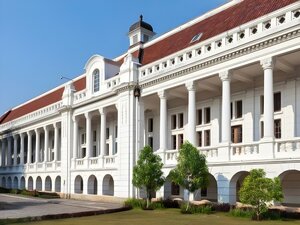 Гостиница Menara Peninsula Hotel Jakarta
