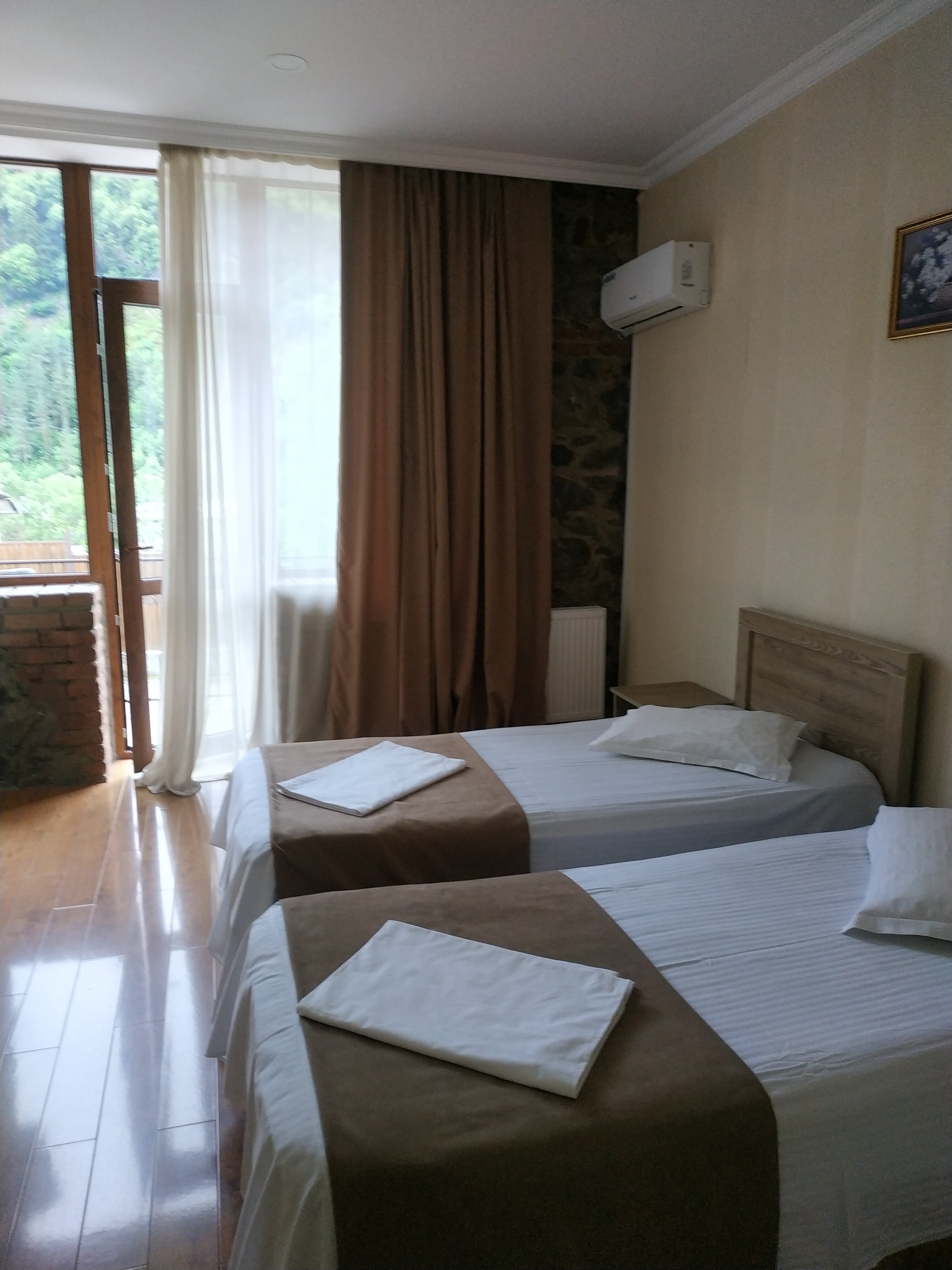 Фото Hotel Old Borjomi