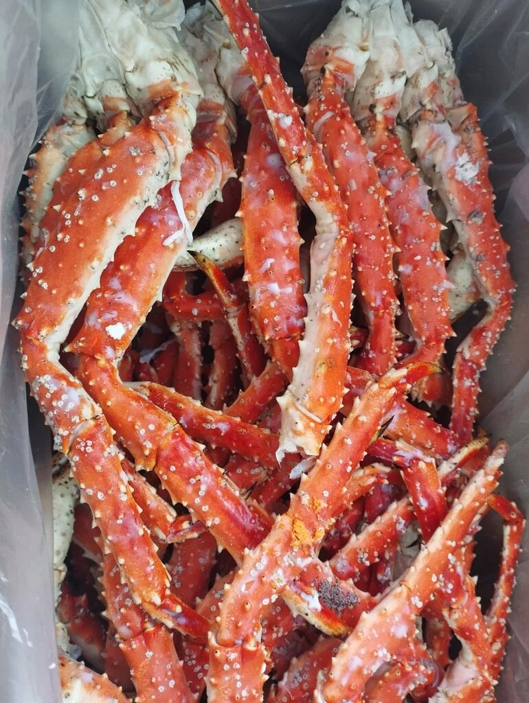 Fish and seafood Краб да лосось, Vladivostok, photo