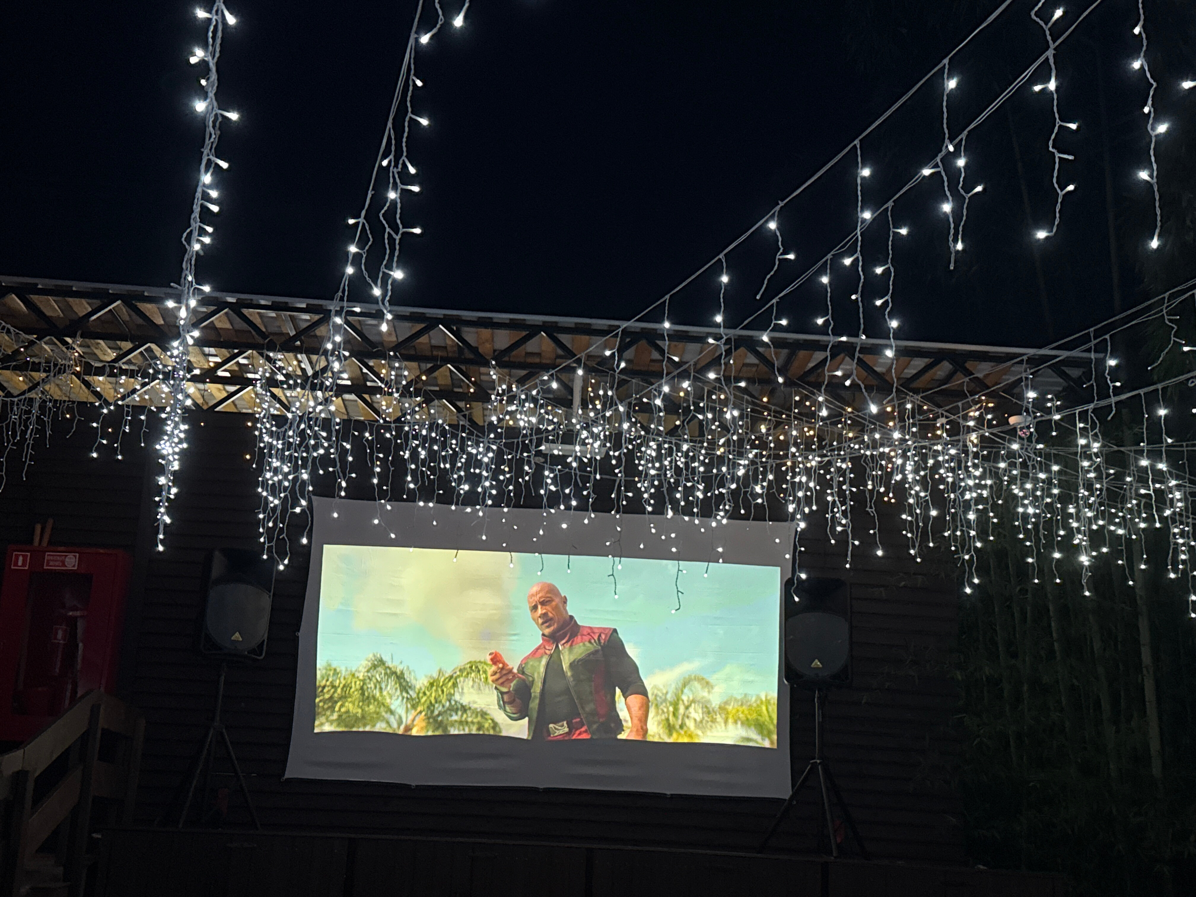 Фото Восток-Запад