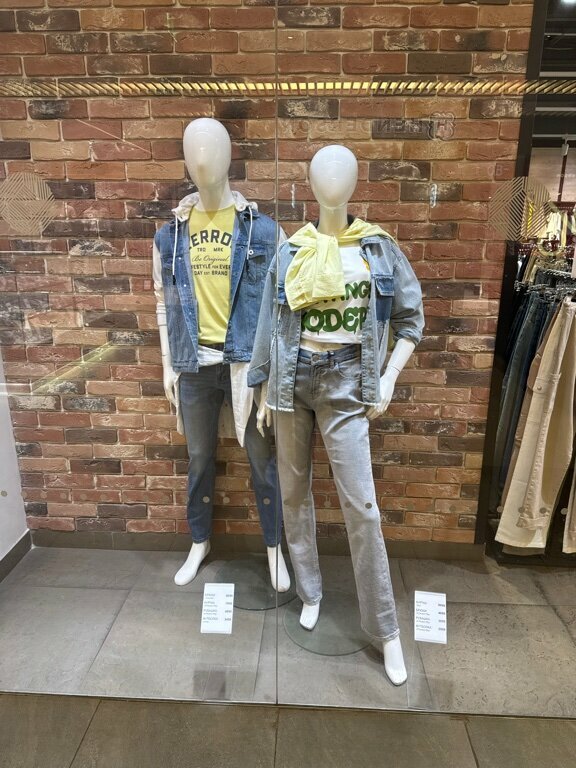 Clothing store 5Karmanov, Moscow, photo