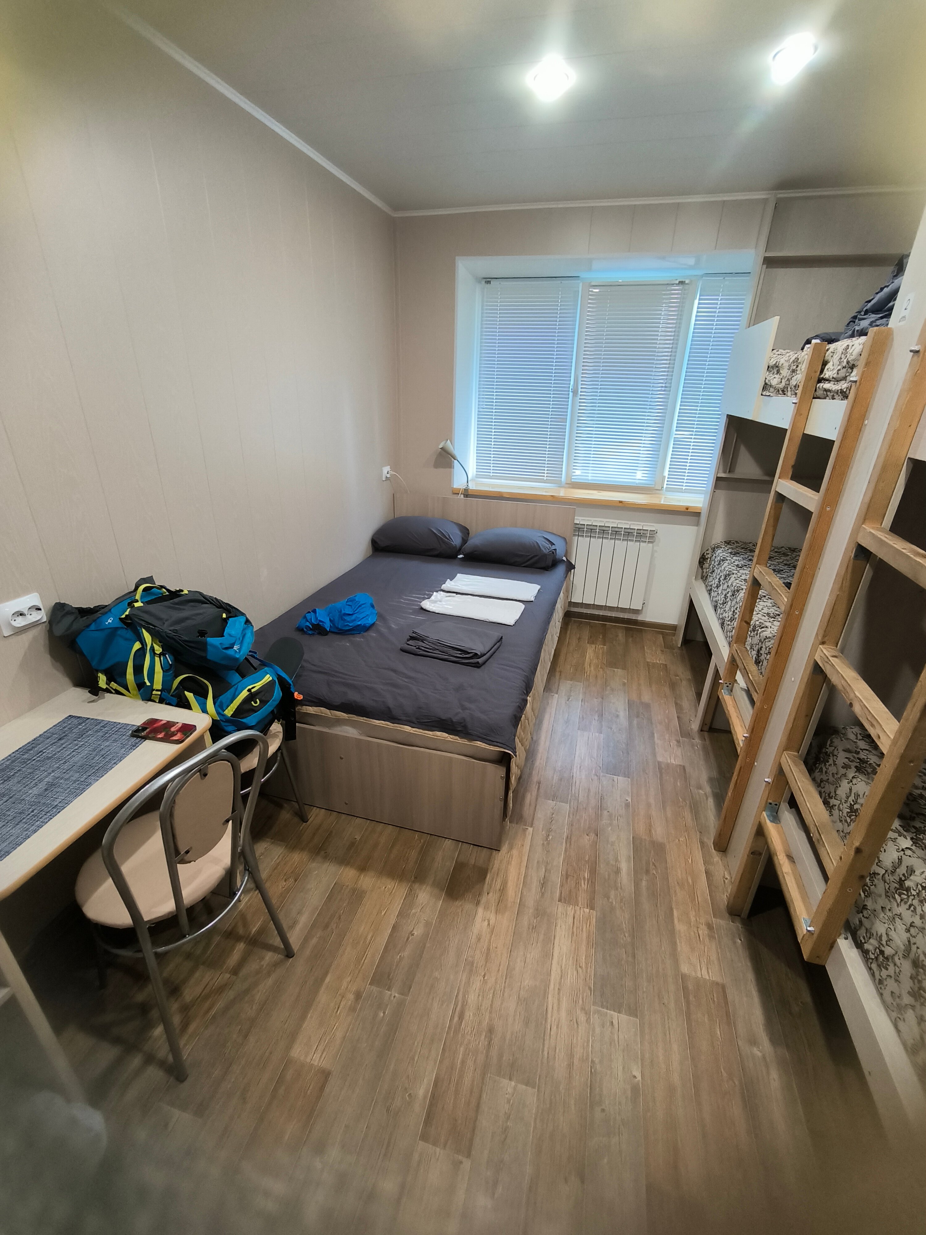Фото Антихостел RoomHouse у Вокзала