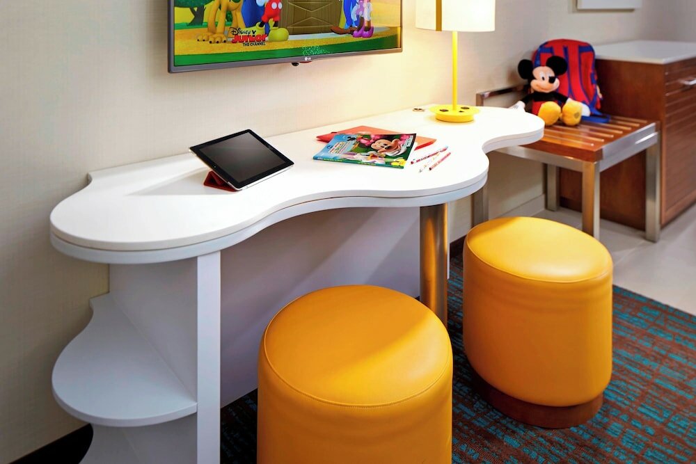 Фото SpringHill Suites by Marriott at Anaheim Resort/Conv. Cntr