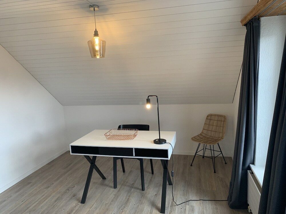 Фото Löwenplatz Apartment near Station by Airhome