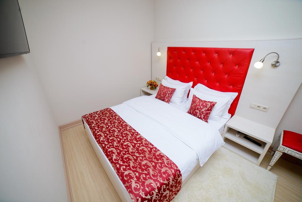 Фото Красный Подсолнух