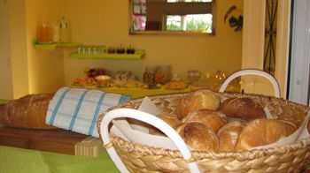 Фото Toni's Guesthouse