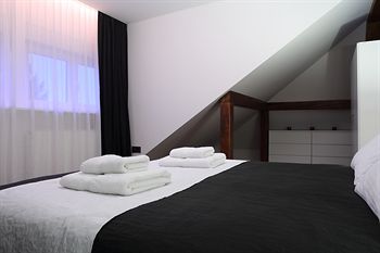 Фото The Queen Luxury Apartments - Villa Giada