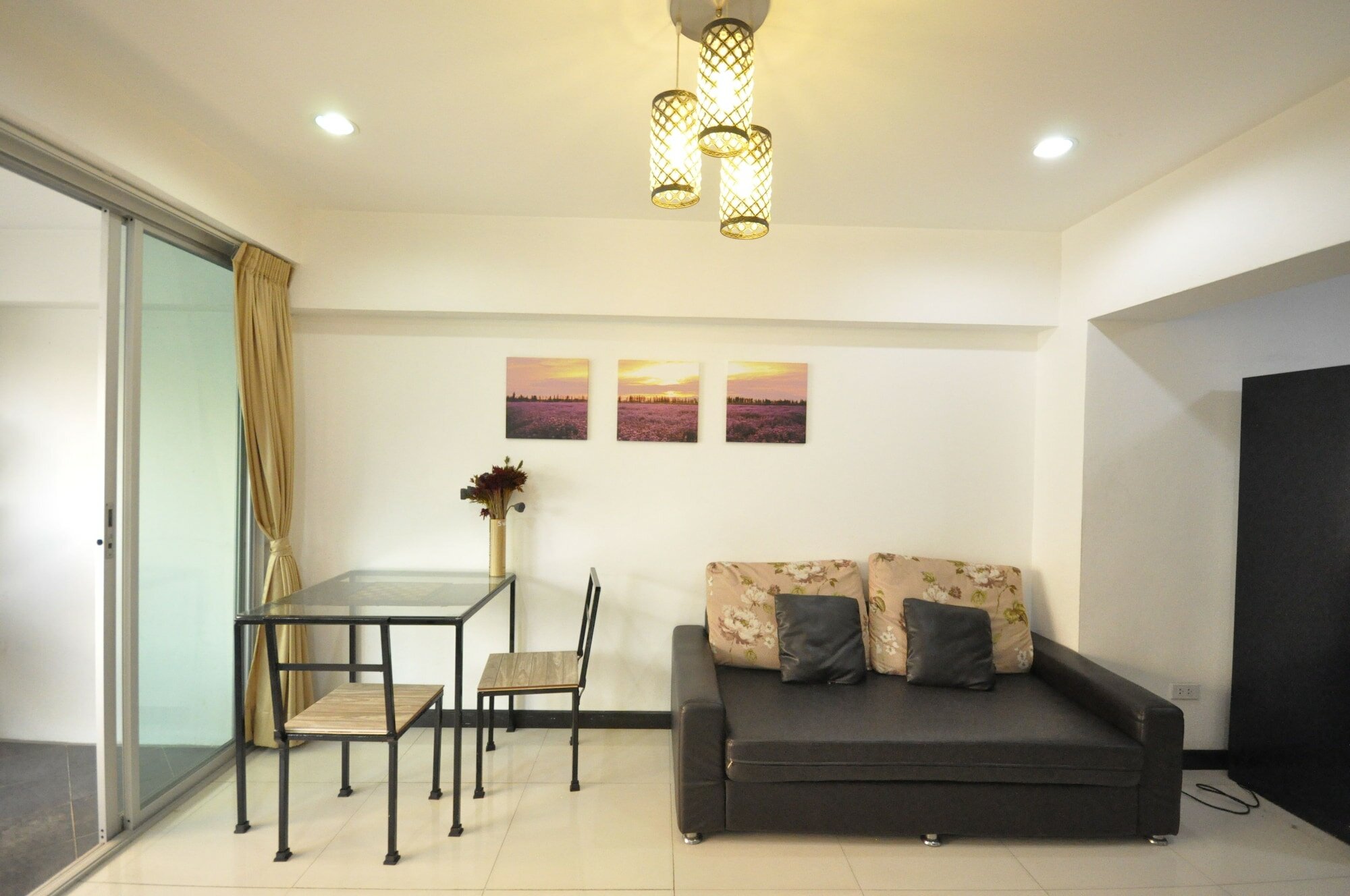 Фото Baan Sabai Rama IV