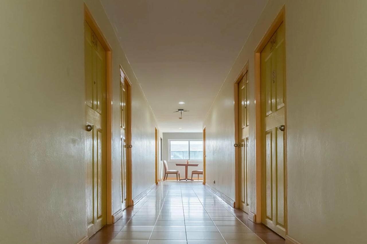 Фото Eastiny Bella Vista Hotel 