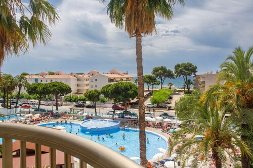 Гостиница Hotel Best Cambrils в Камбрильсе