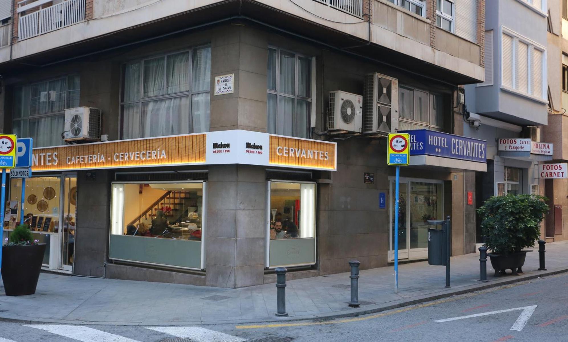 Фото Hotel Cervantes