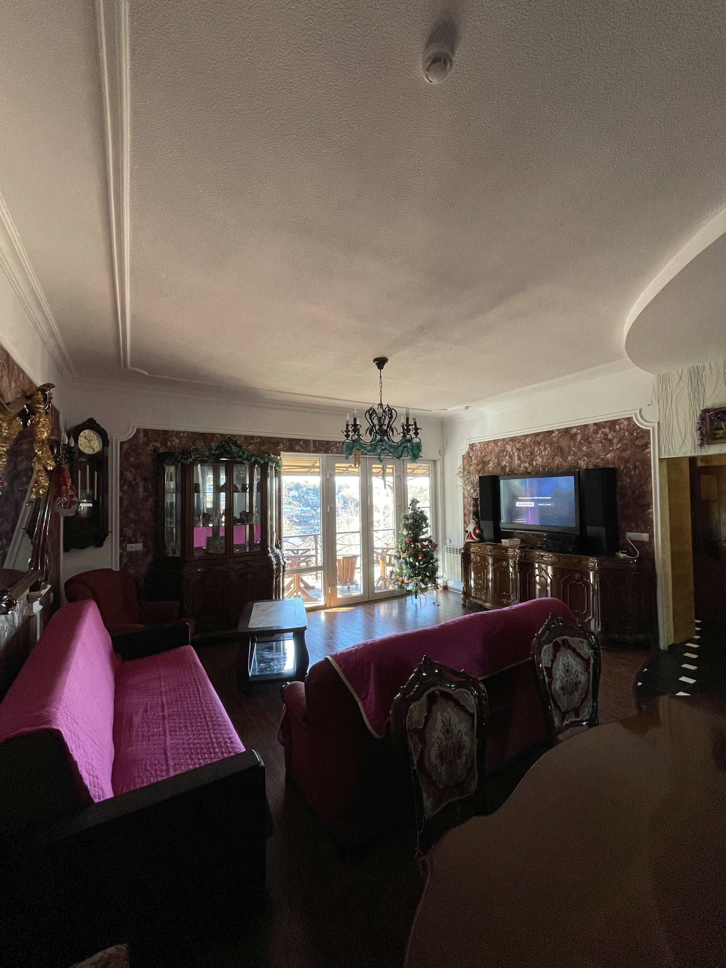 Фото Mountain Cottage