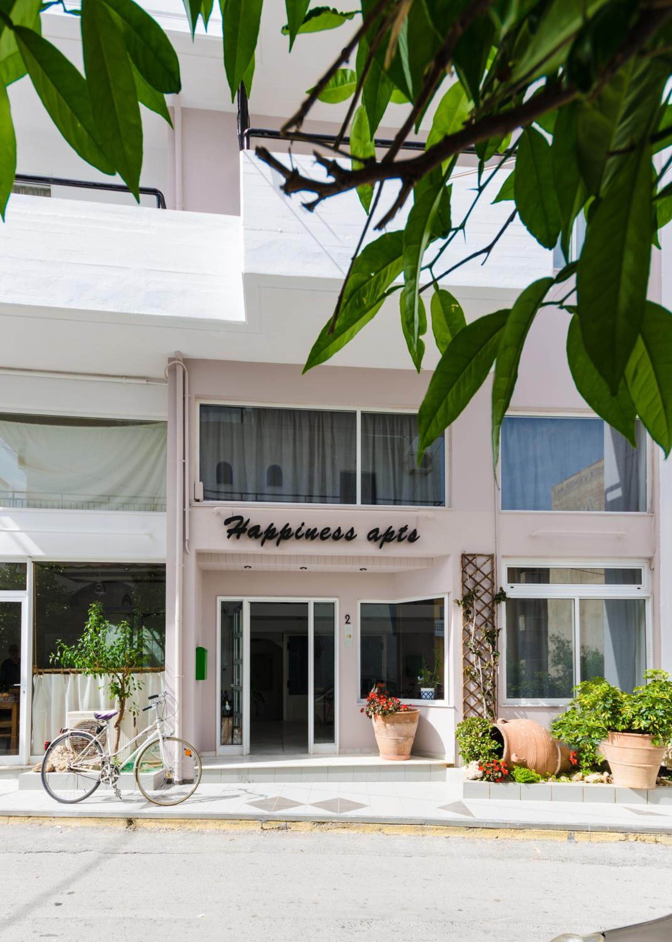 Фото Happiness Apartments