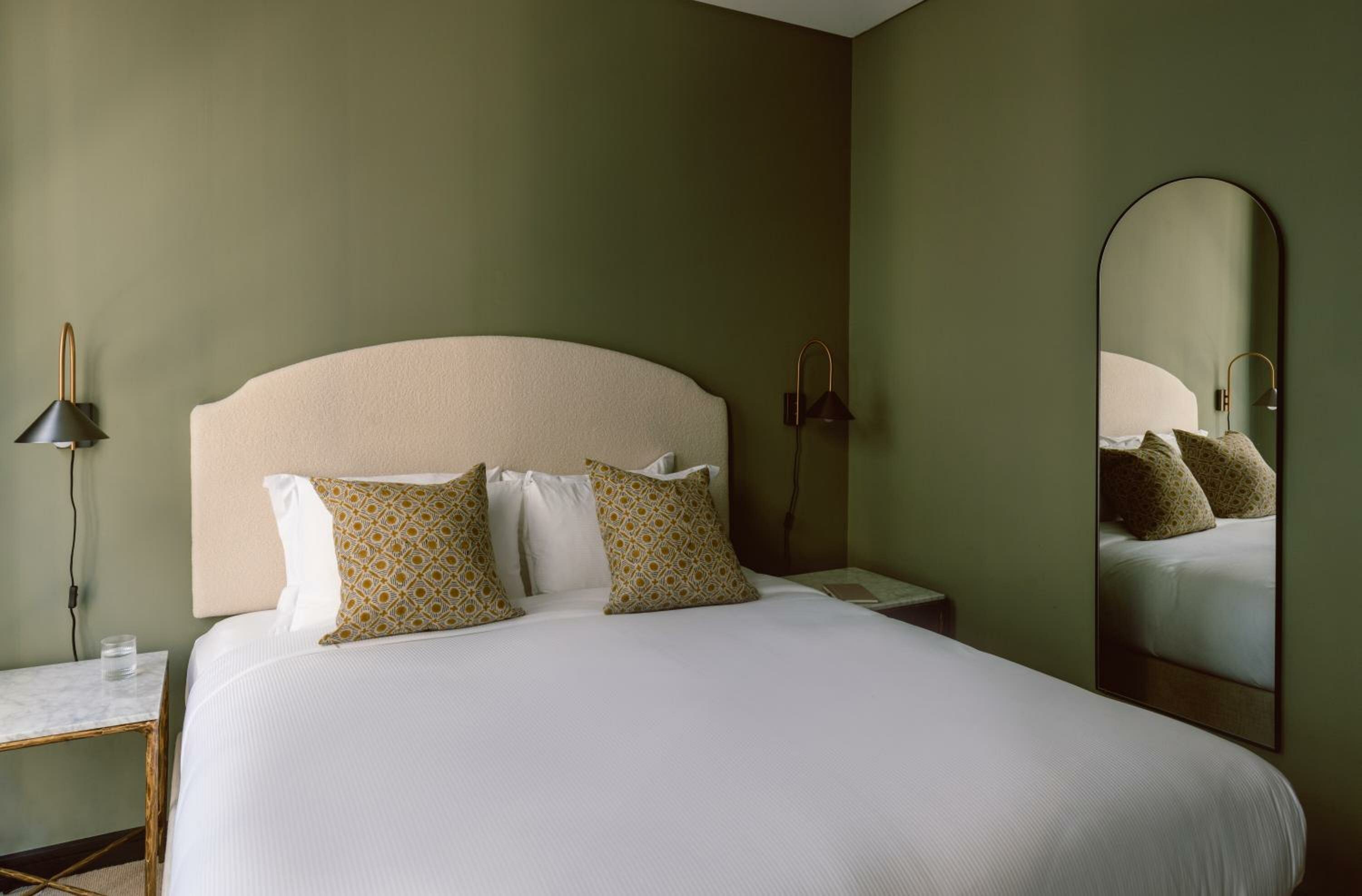 Фото Native Kings Wardrobe