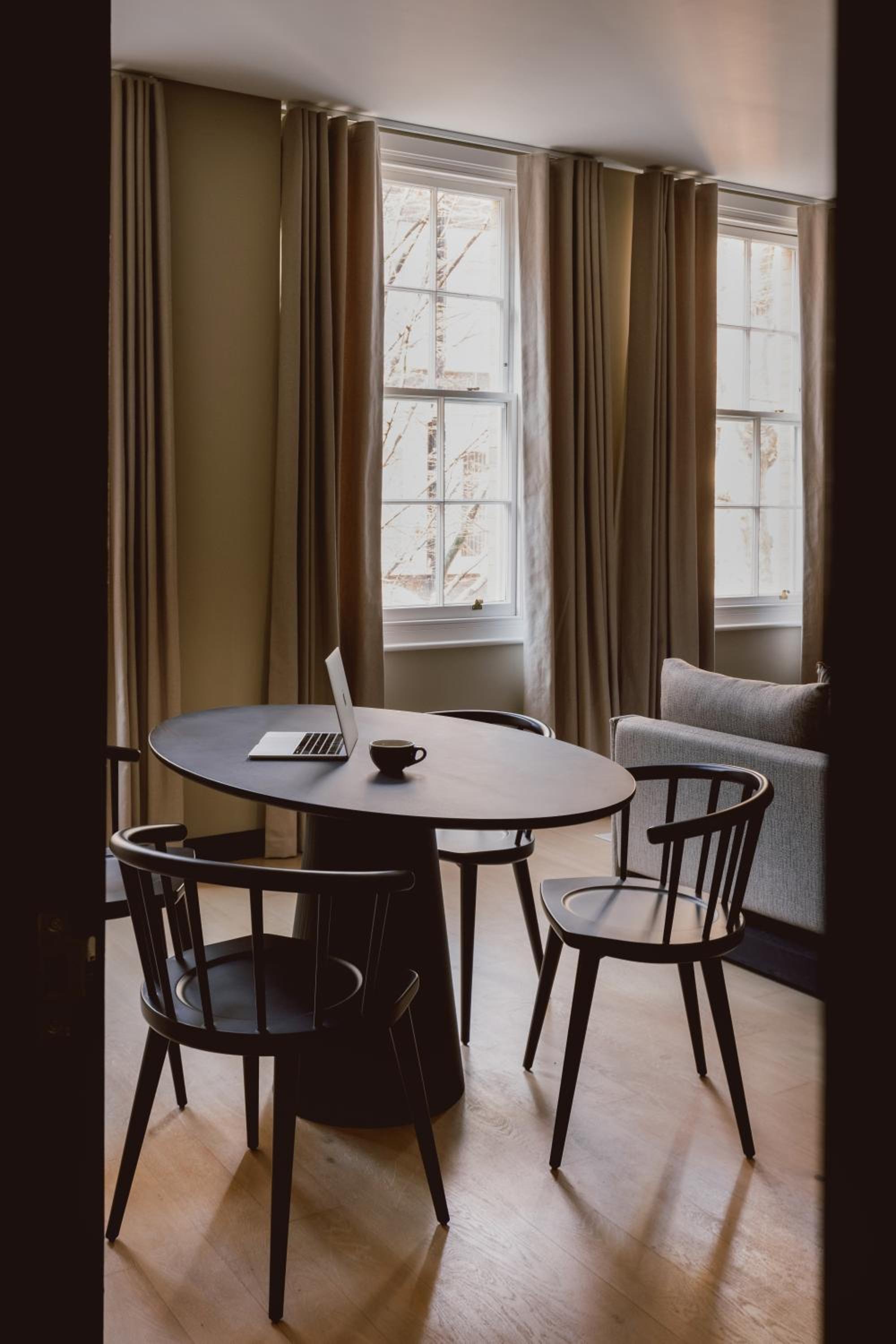 Фото Native Kings Wardrobe