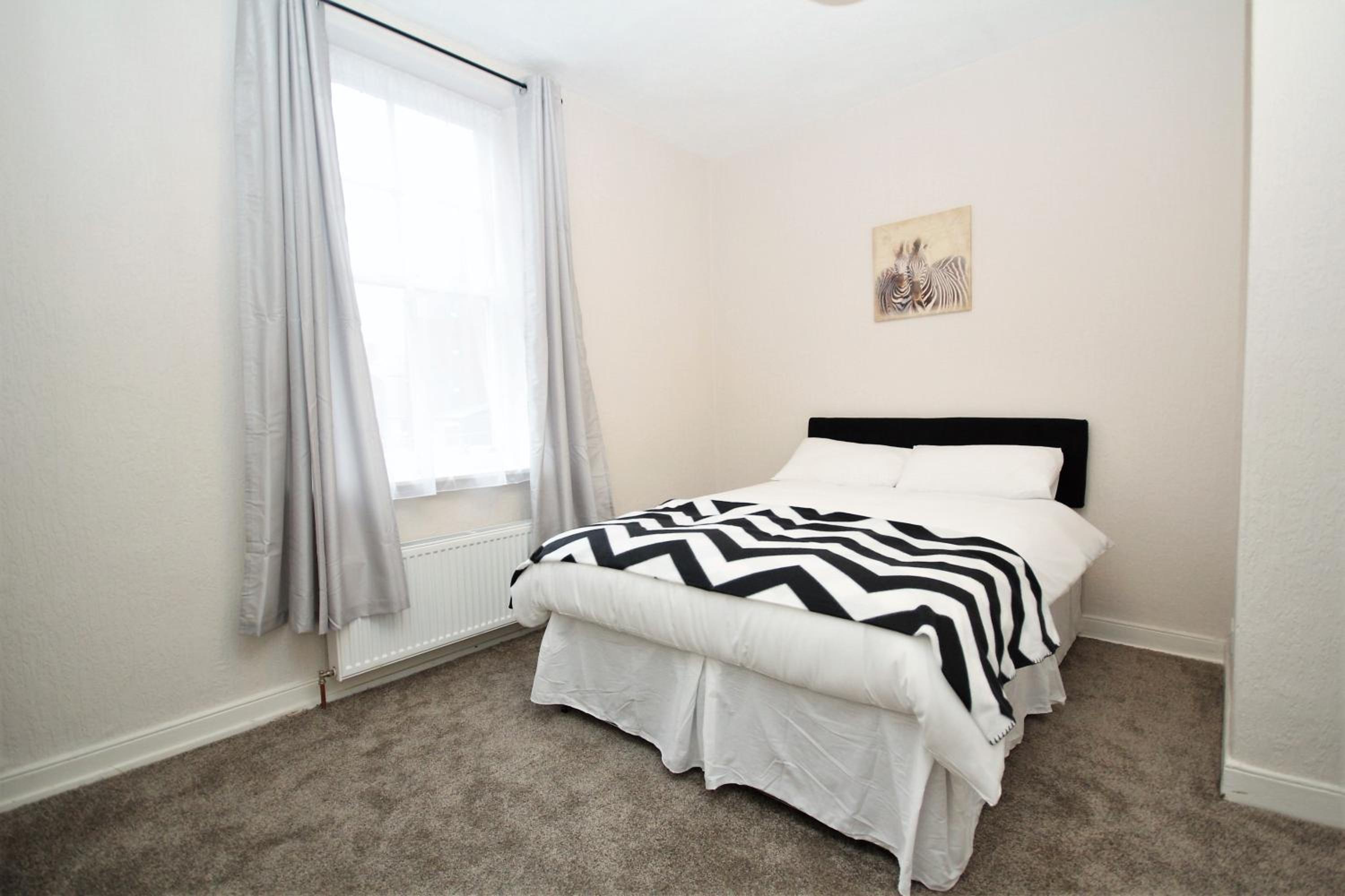 Фото Maritime Apartments