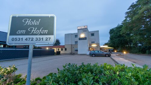 Гостиница Hotel am Hafen в Брауншвейге