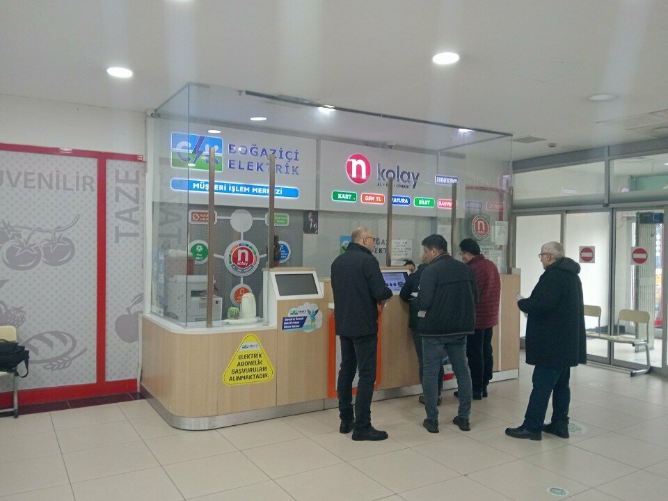 Cash and settlement center N Kolay Bill Payment Center, Istanbul, photo