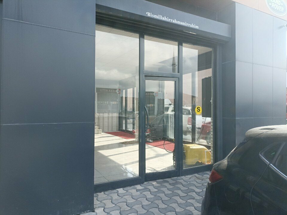 Car dealership Gokoglu Automotive, Konya, photo