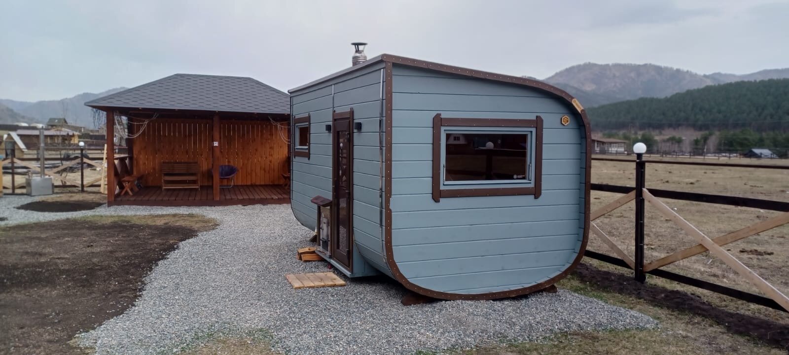 Фото отеля 2