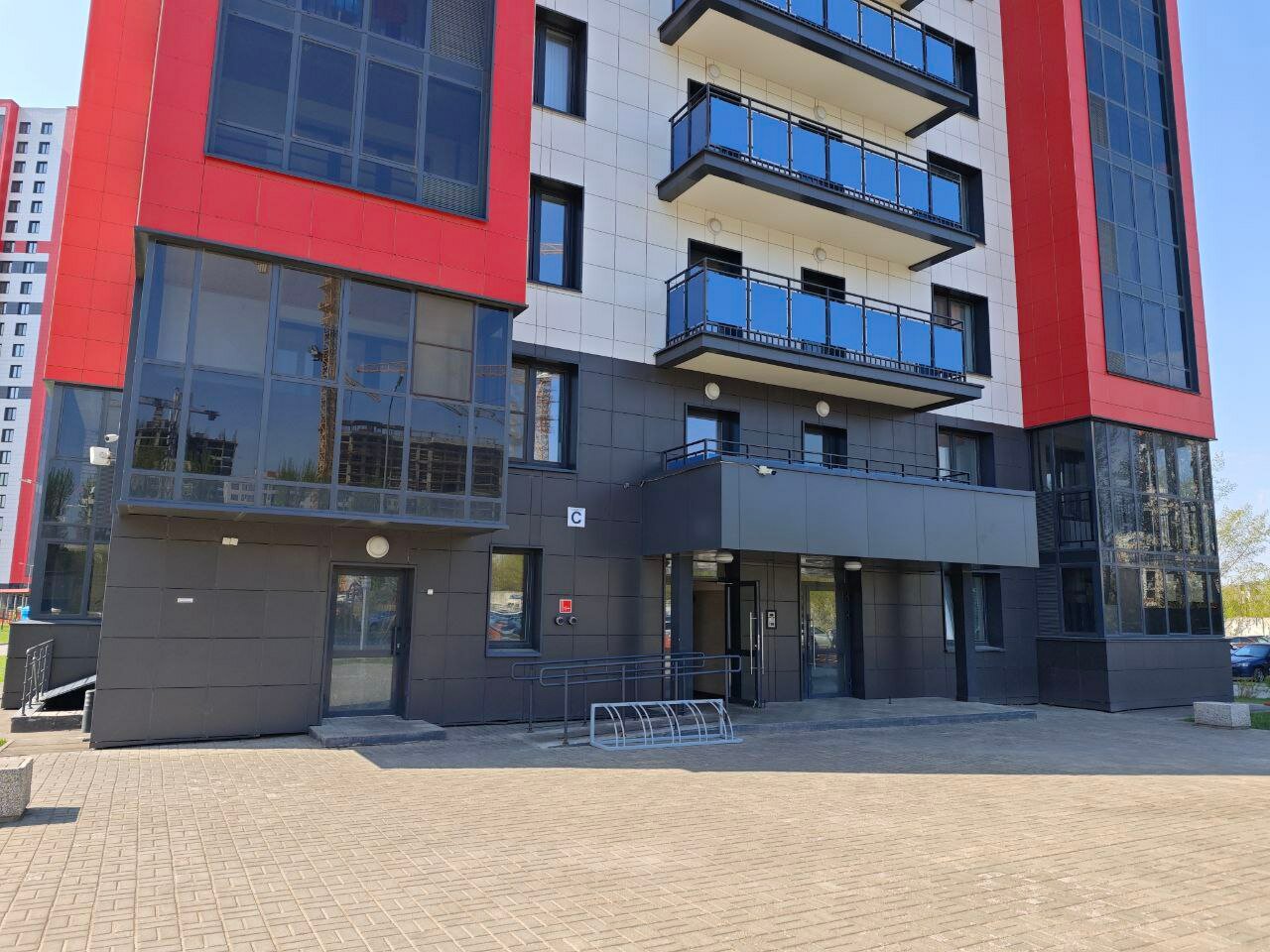 Фото Gorki Metro Rodina Street