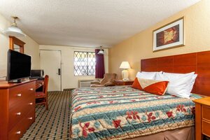 Knights Inn - Seymour (Indiana, Jackson County), hotel