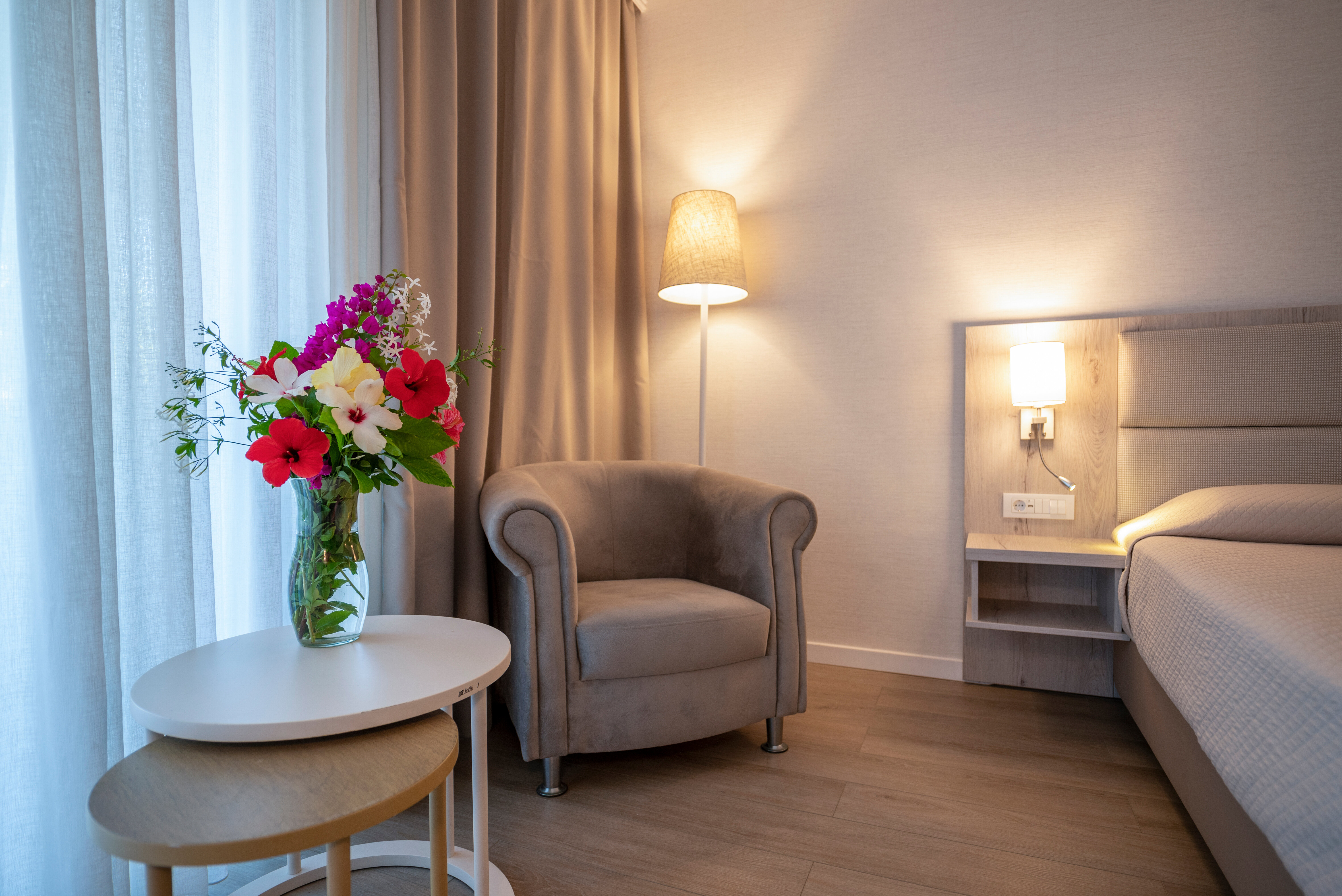 Фото Atlantis Hotel