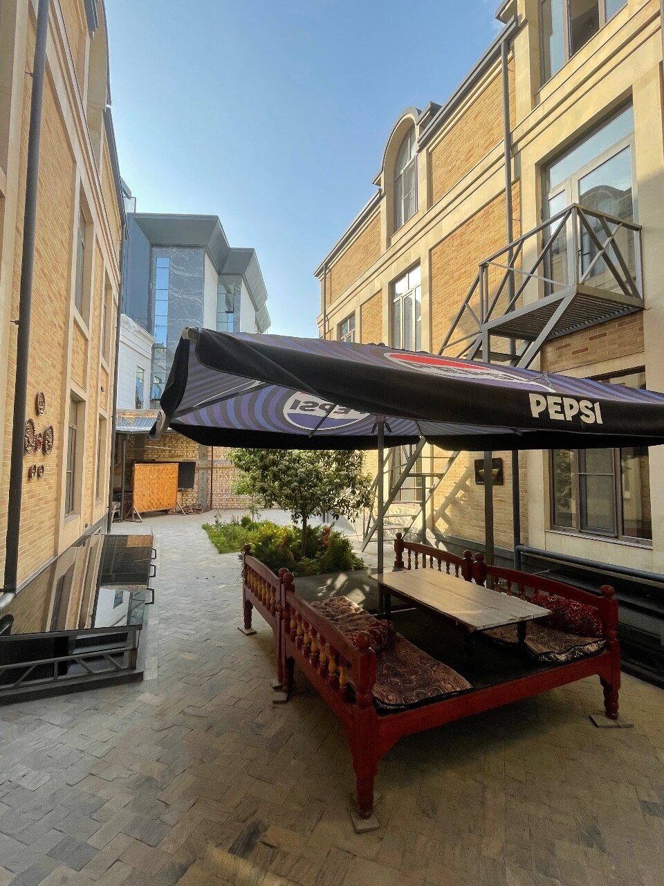 Фото Alpha Plaza