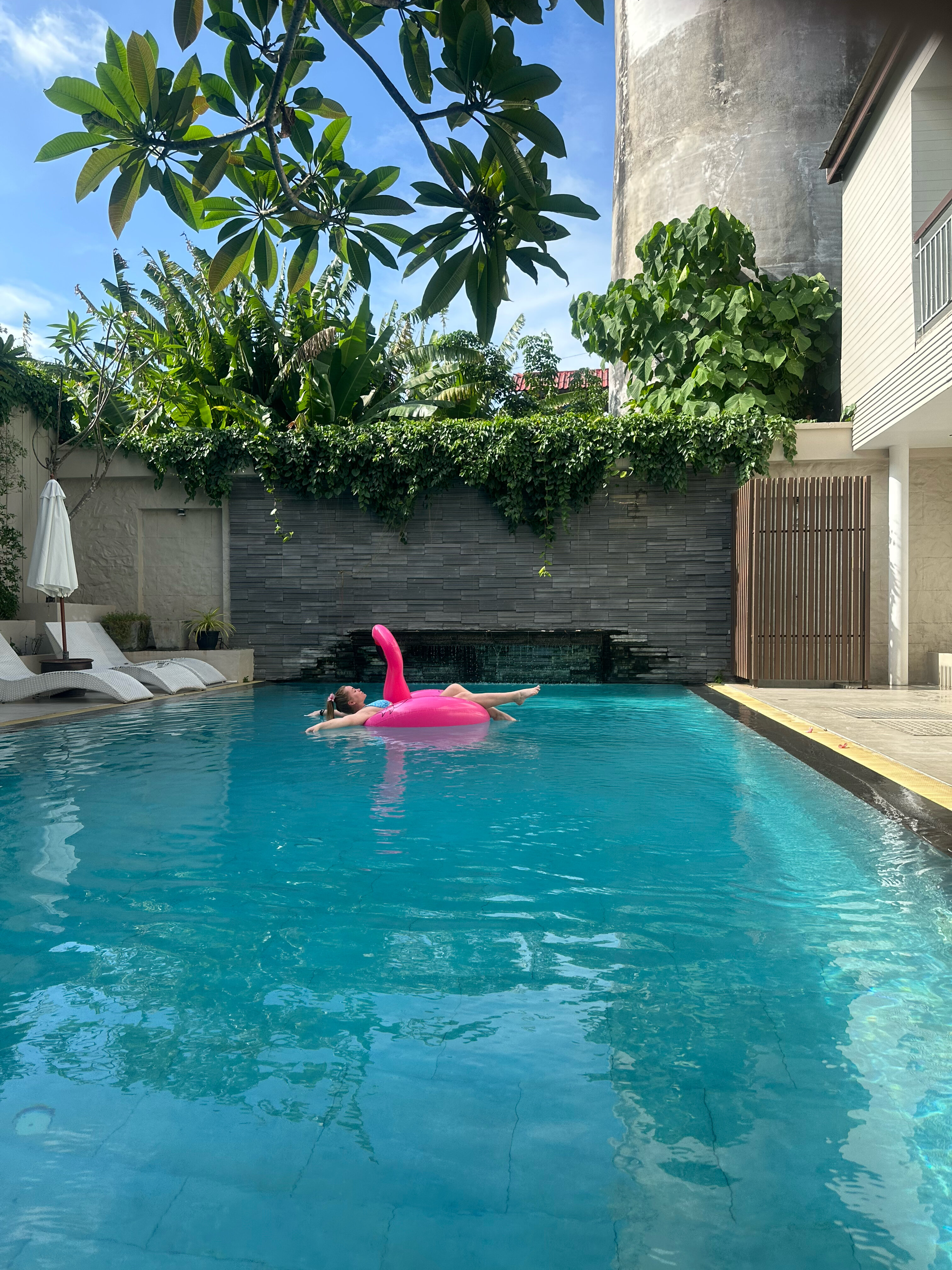 Фото Adema Boutique Karon