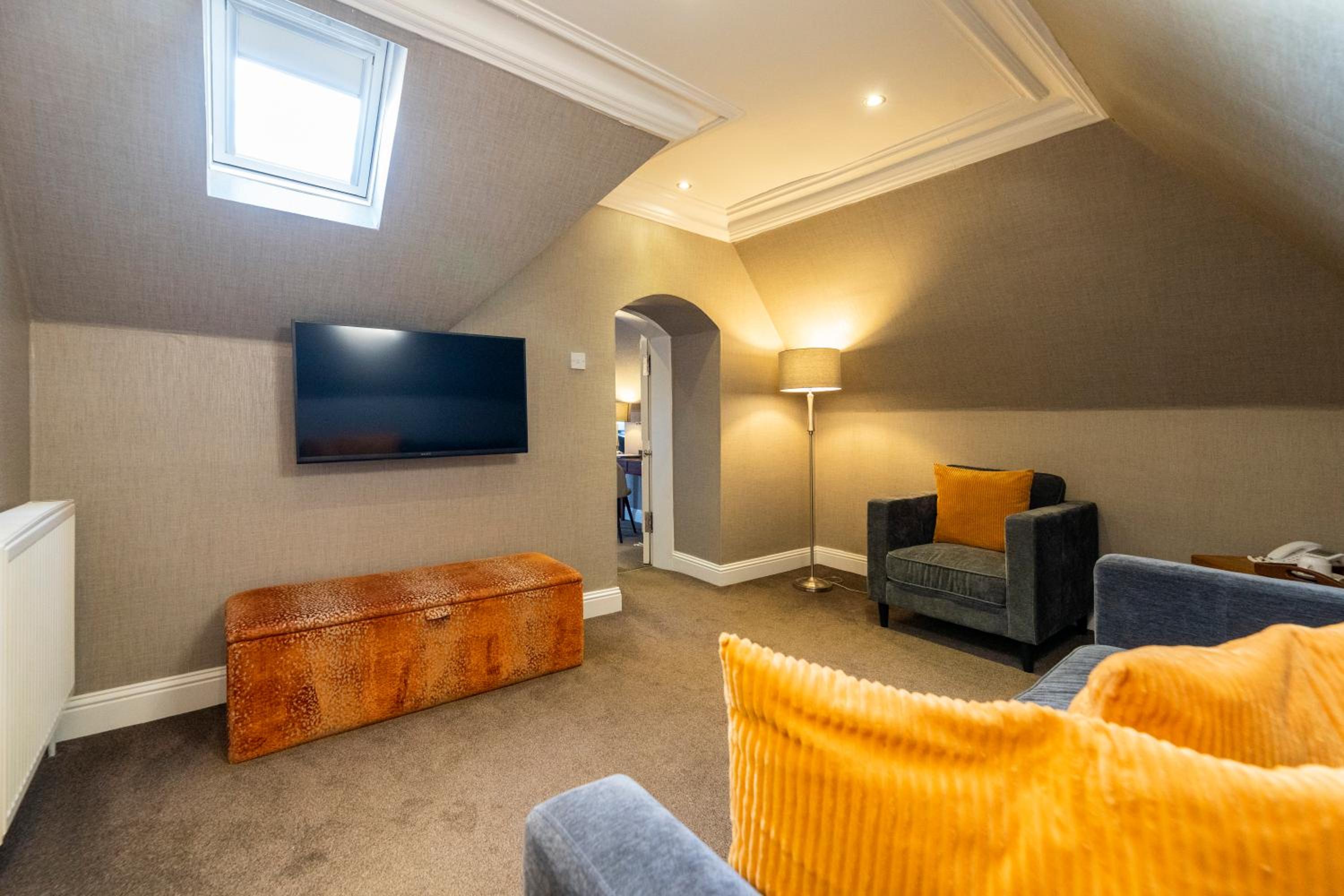 Фото Sherbrooke Castle Hotel