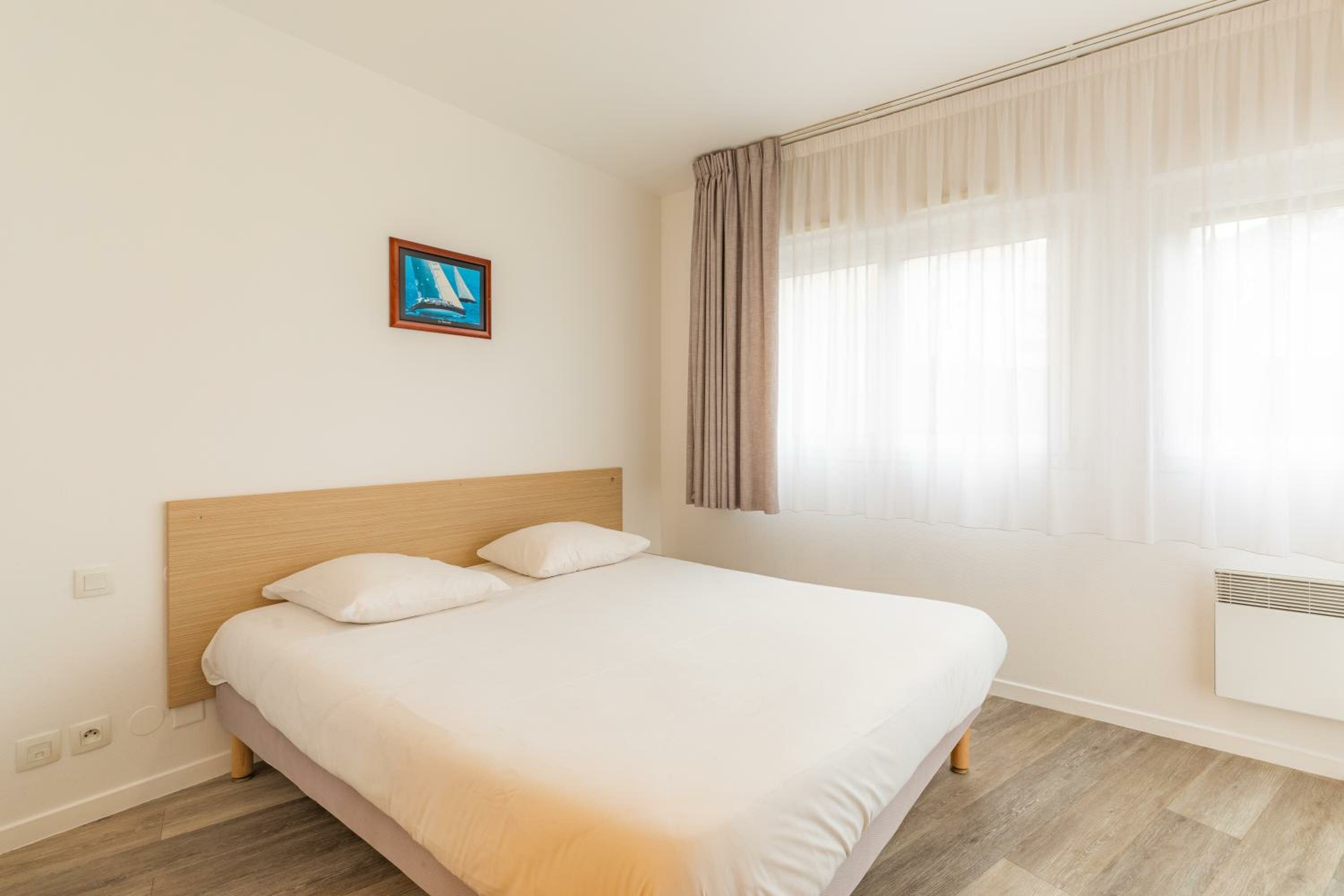 Фото Appart'City Lyon Villeurbanne