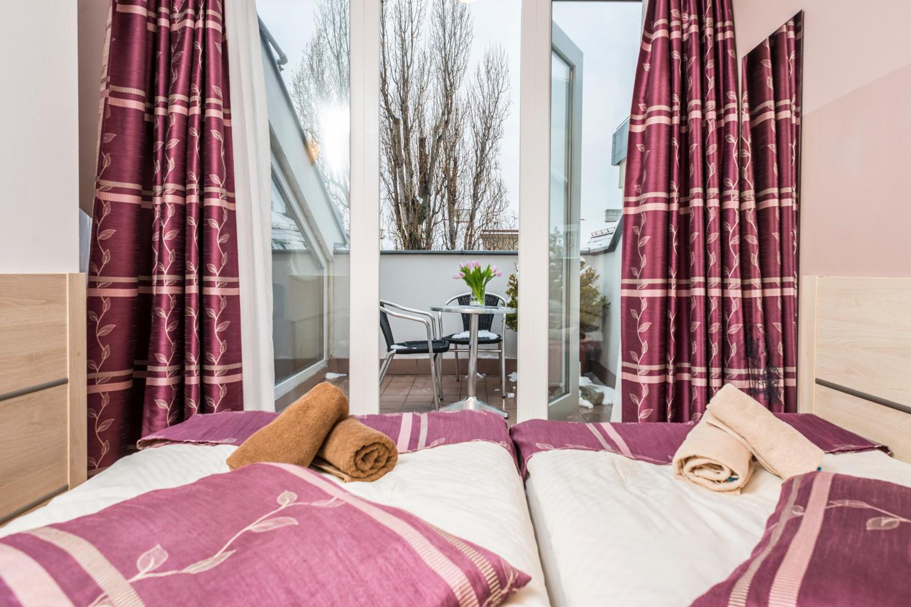 Фото Appartements Ferchergasse