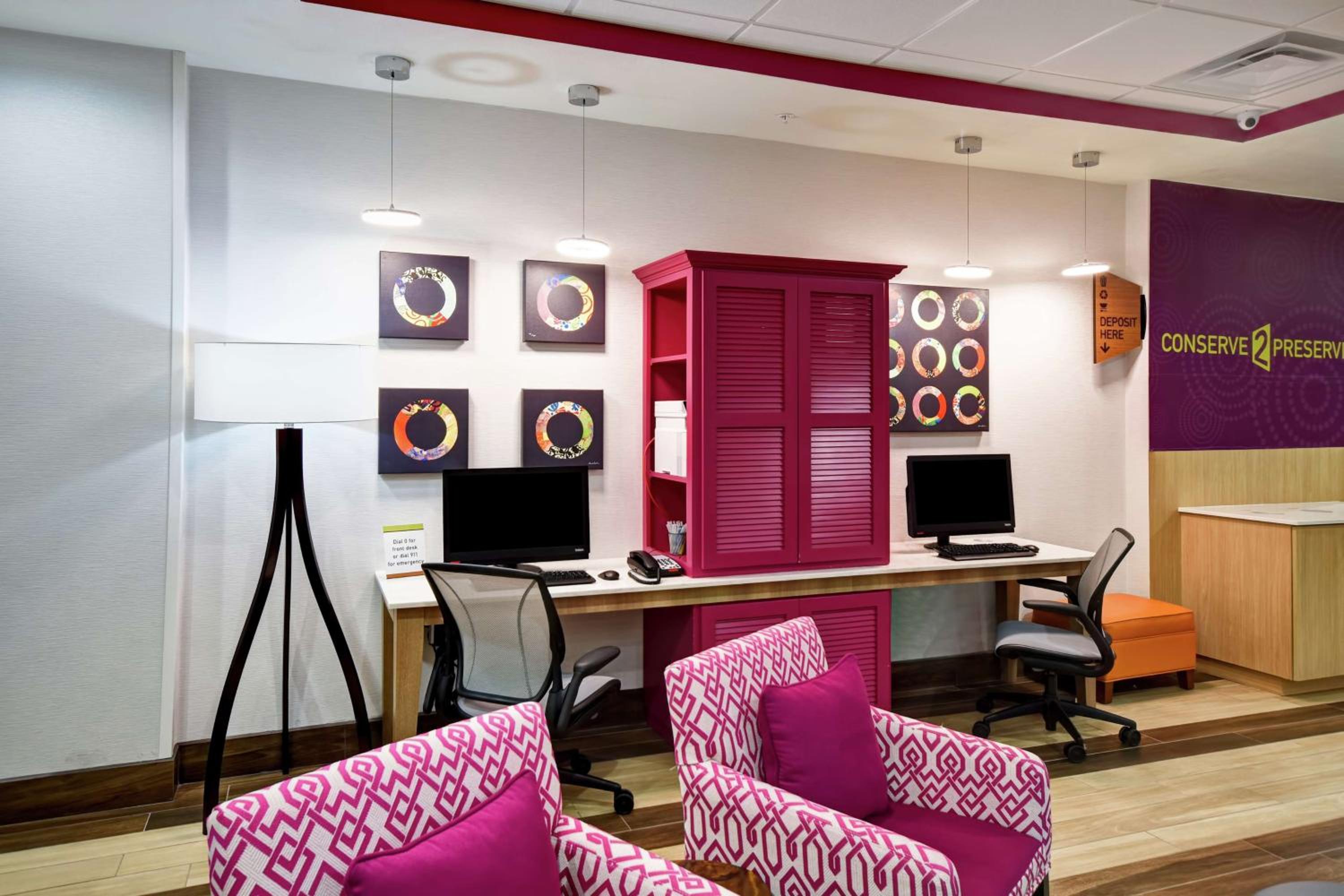 Фото Home2 Suites by Hilton Oklahoma City Airport