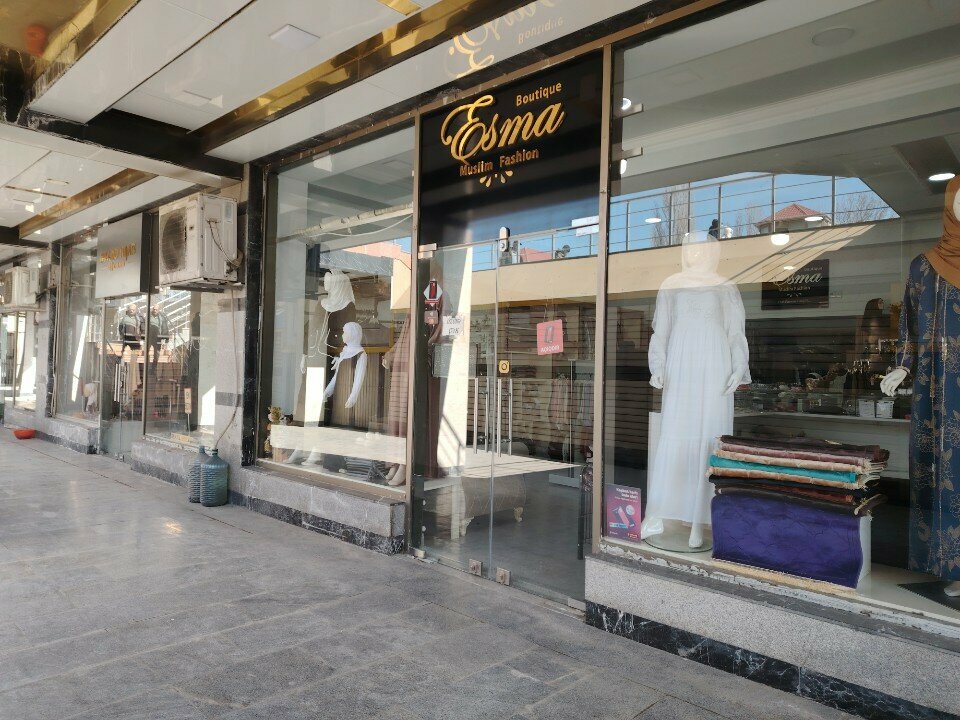Clothing store Esma, Baku, photo