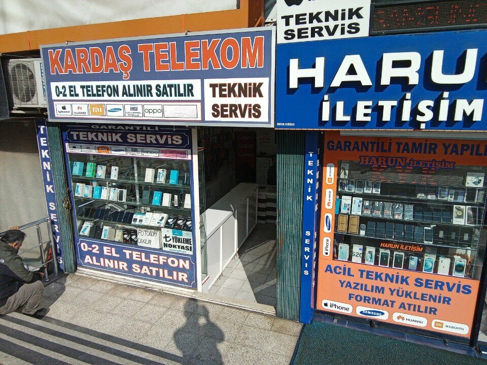 Mobile phone store Kardas Communication, Antalya, photo