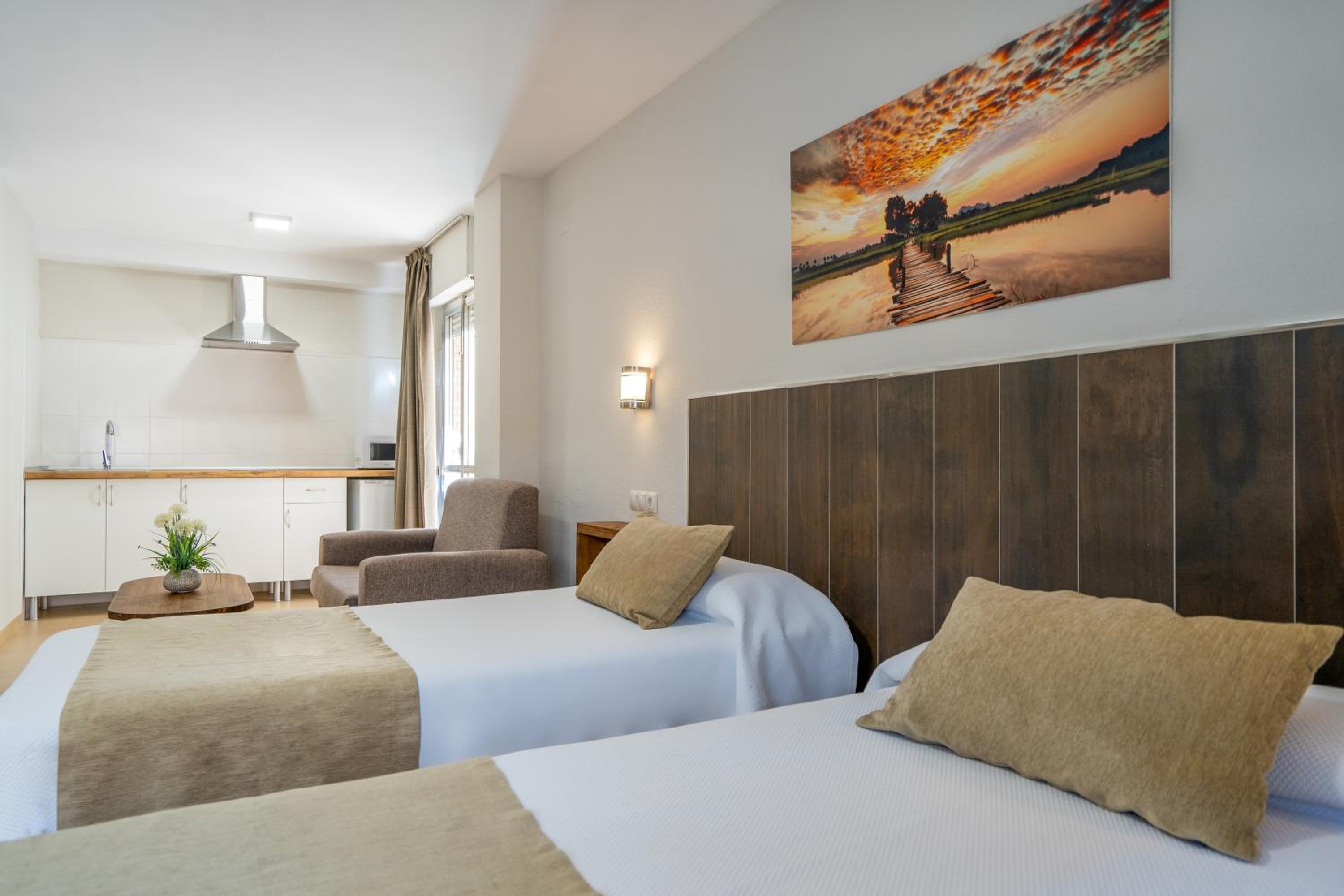 Фото Apartamentos Puerta del Sur