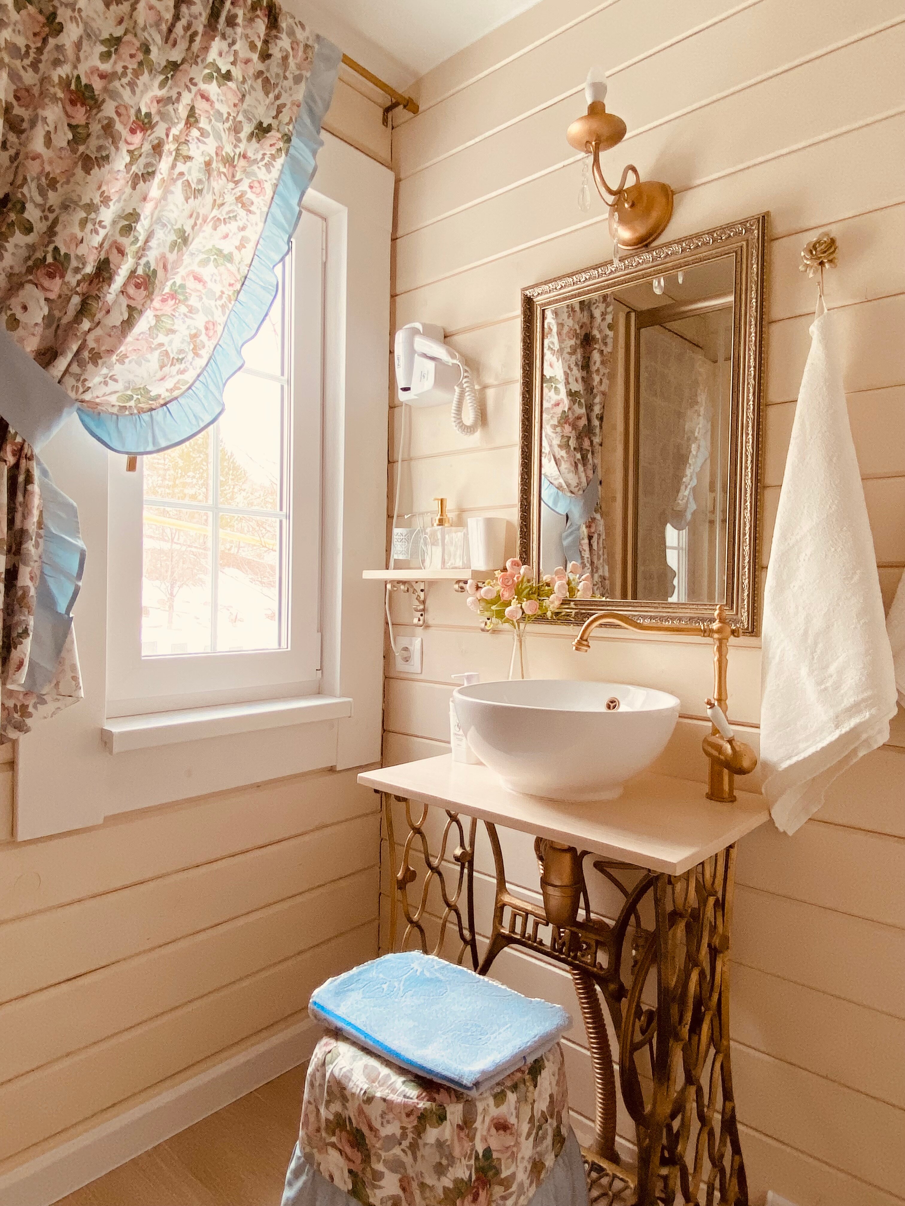 Фото Домик в горах