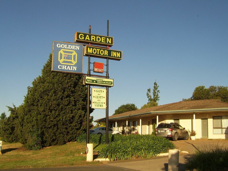 Гостиница Golden Chain Garden Motor Inn