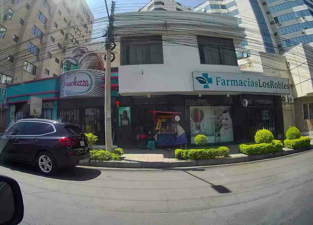Convenience store Market Post, Cochabamba, photo