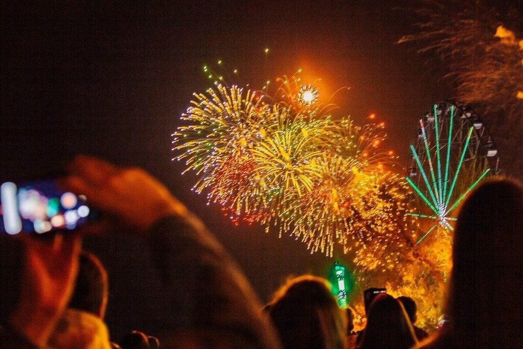 Fireworks and pyrotechnics Фейерверки, Sochi, photo