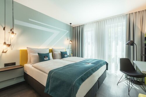 Гостиница Holiday Inn - the niu, Seven Dusseldorf Ost, an IHG Hotel в Дюссельдорфе