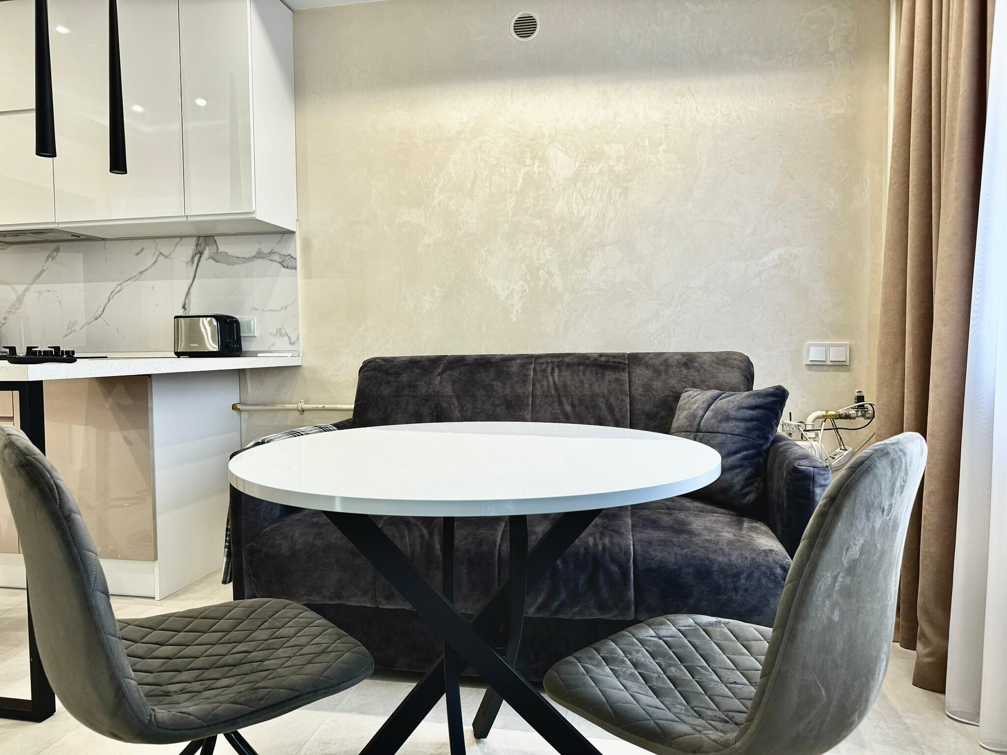 Фото Апартаменты Pro. apartment трехкомнатные на Приморской