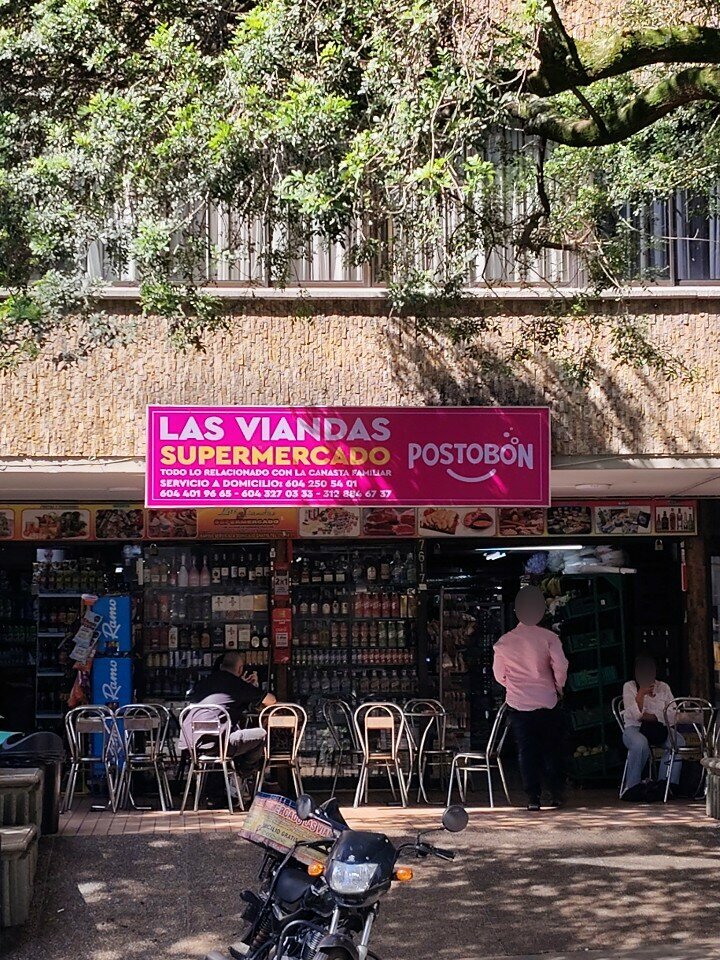 Point of delivery Minimercado Superviandas, Medellin, photo