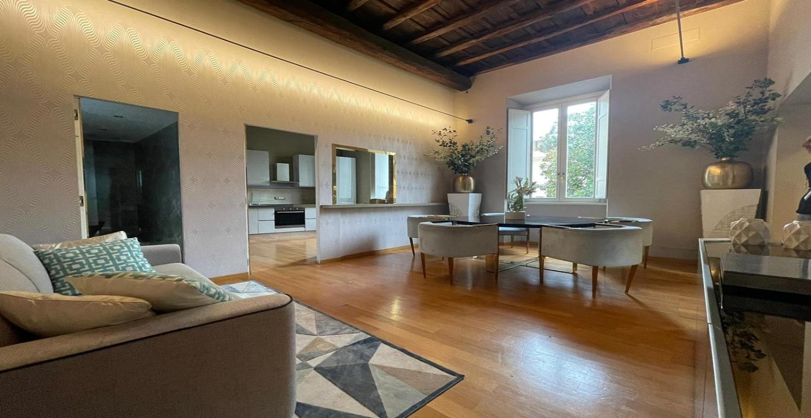 Фото Spagna Royal Suite