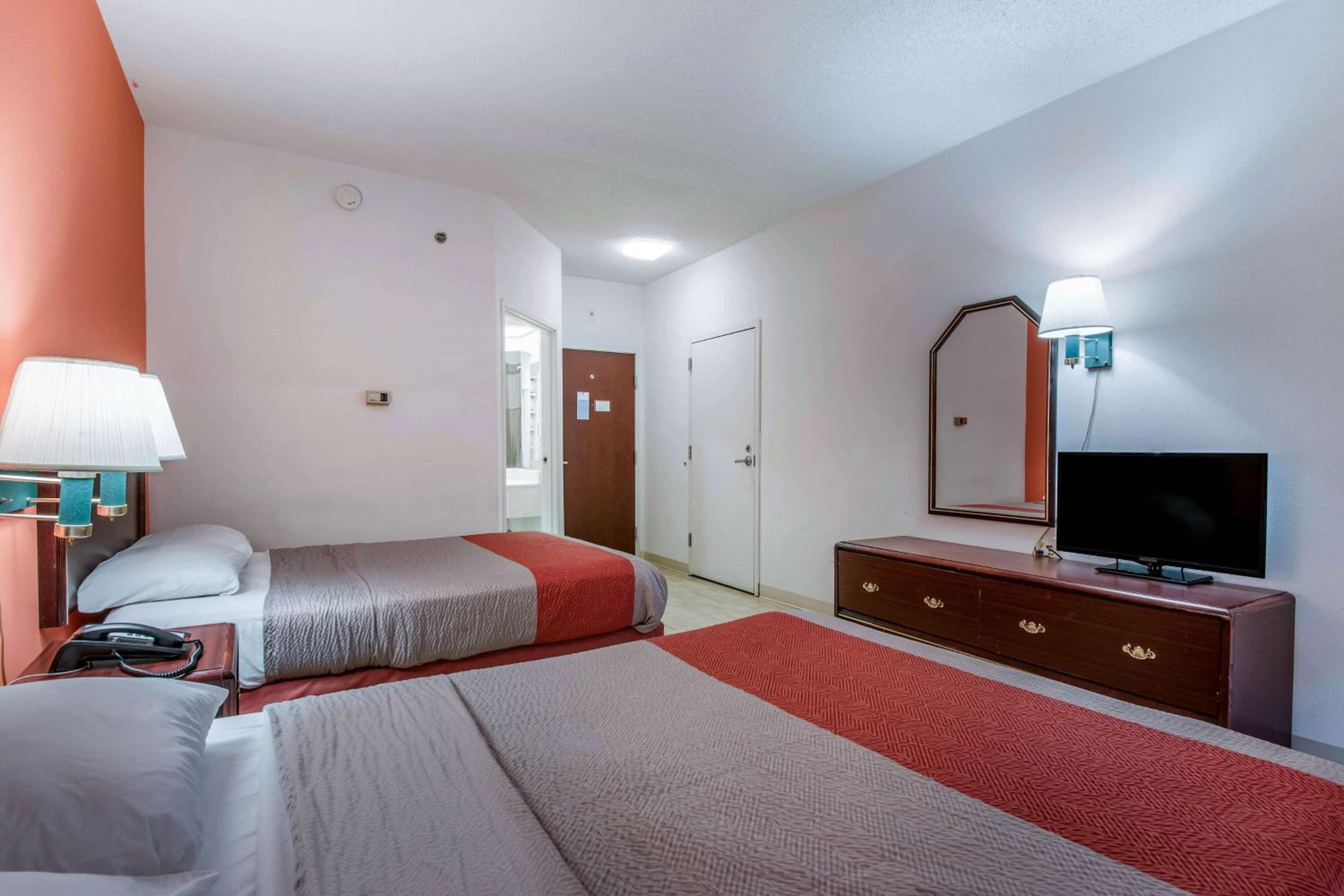 Фото Motel 6 Harrisburg, Pa - Hershey North