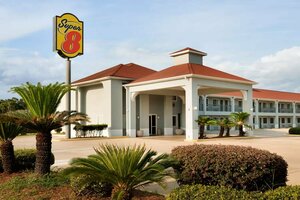 Гостиница Super 8 by Wyndham Lake Charles Northeast в Лейк-Чарльзе