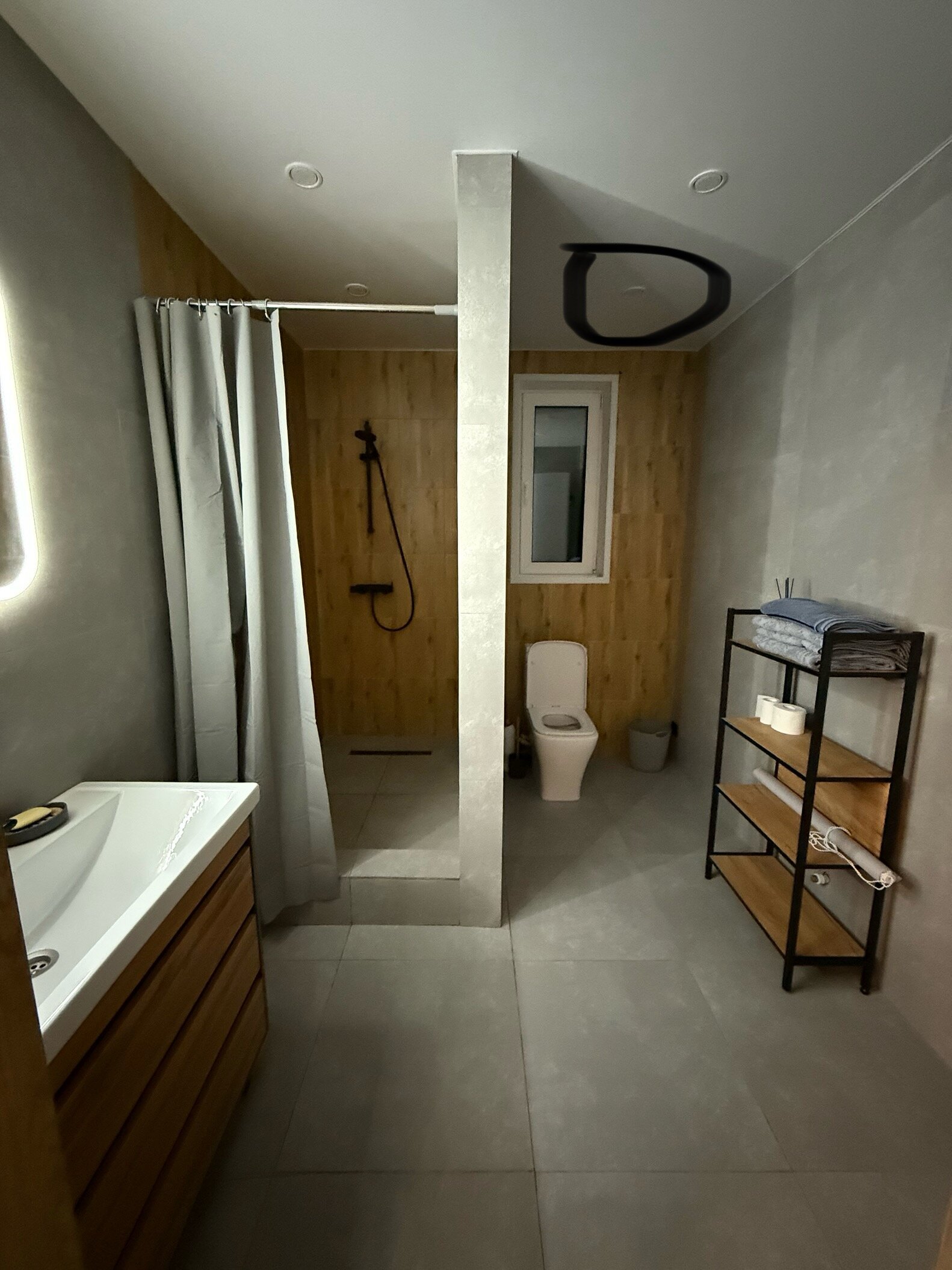 Фото Кандры Хауз