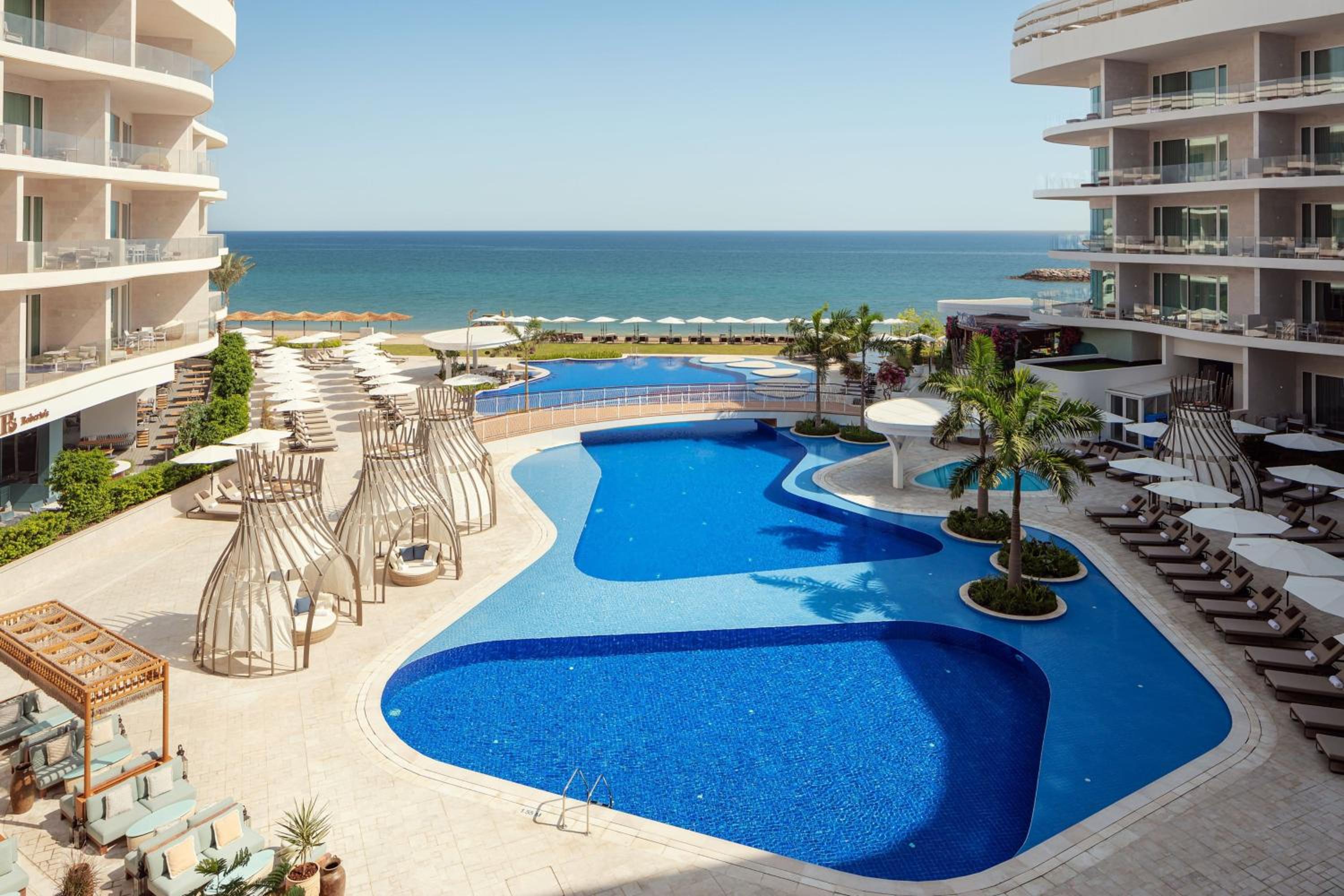 Фото The St Regis Al Mouj Muscat Resort